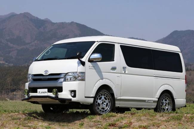 Transportasi Nyaman ke Dago Dreampark? Pilih Hiace Bandung