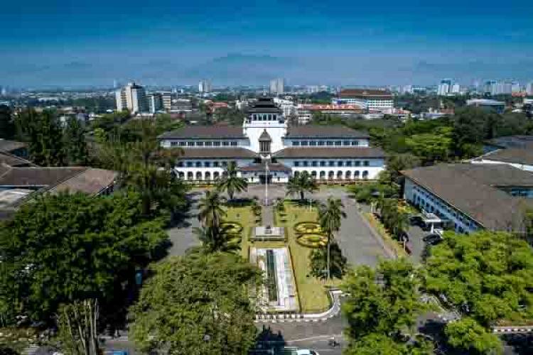 Tips Traveling ke Bandung Bagi Pendatang Baru