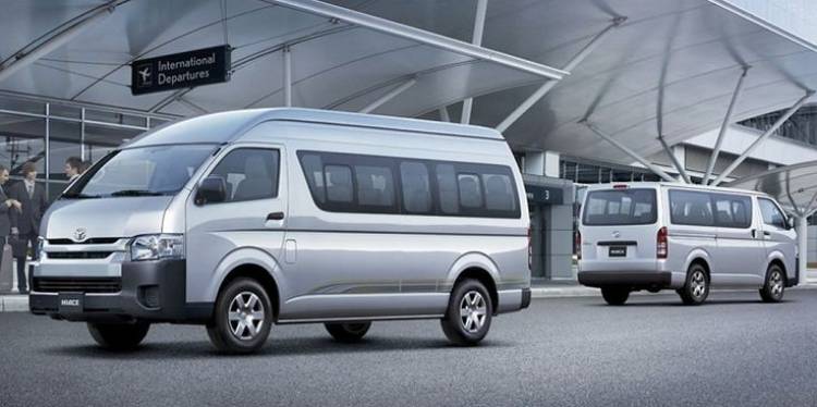 Hiace Bandung: Pilihan Transportasi untuk Pemandu Wisata Lokal