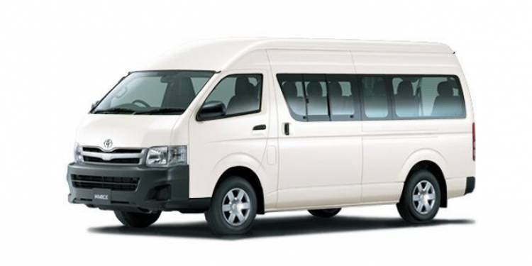 Jangan Salah Pilih! Tips Menyewa Hiace Bandung dengan Budget Terbatas di Azirental