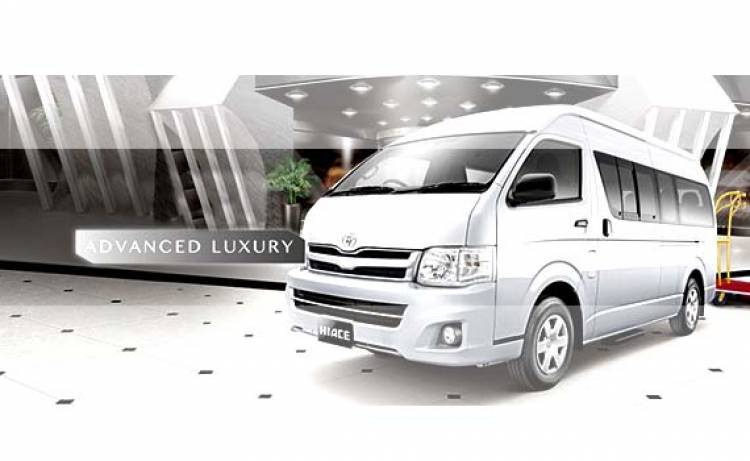 Keliling Bandung dengan Hiace, Bebas Macet dan Ribet